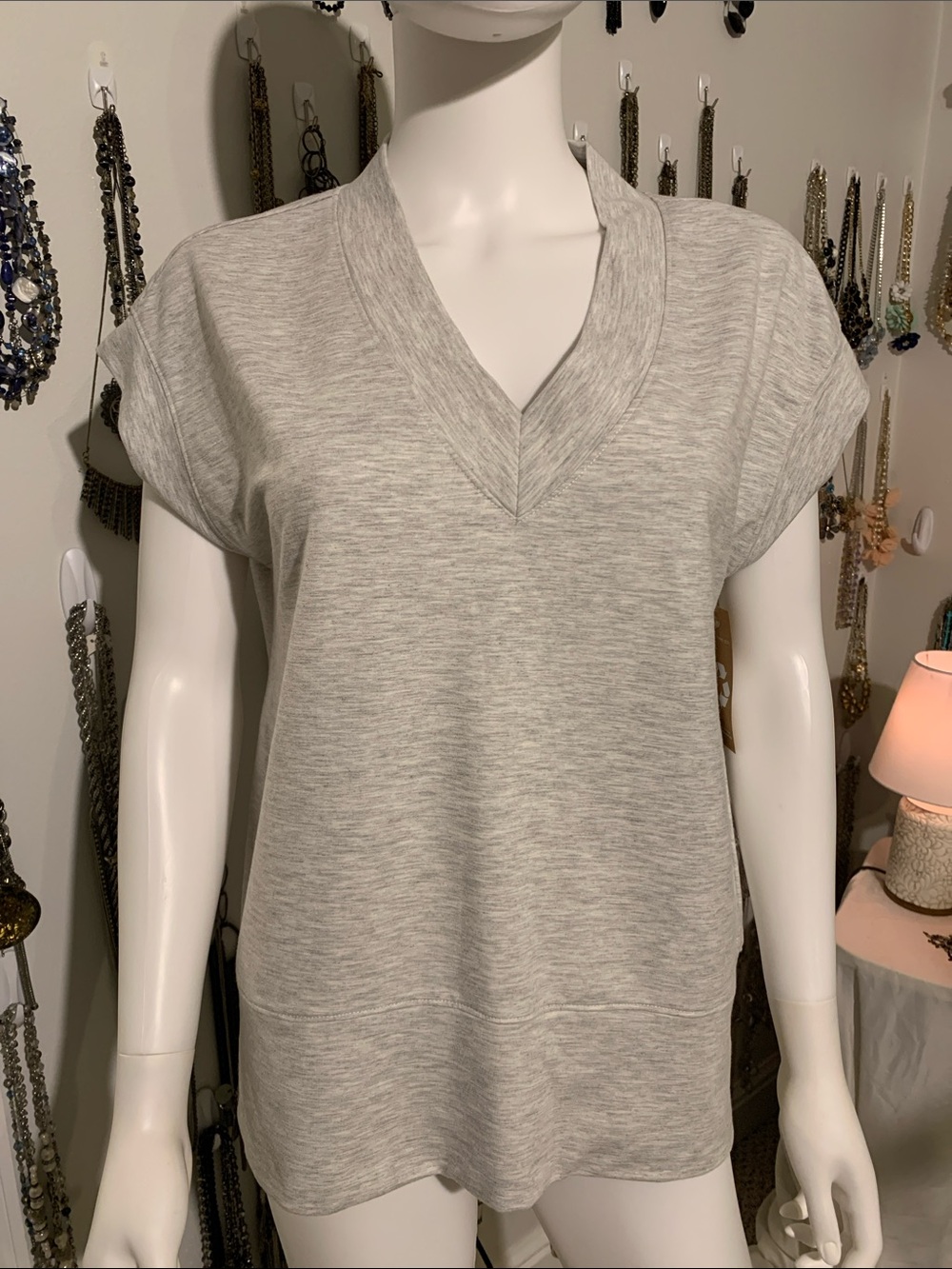 Three Dots Heather Gray V-Neck Short Sleeve Tee
